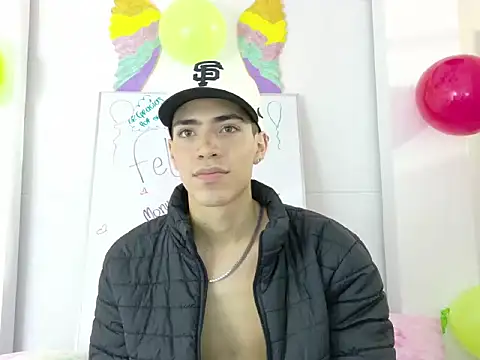 Chat +18 de Monyel_Blake ao vivo