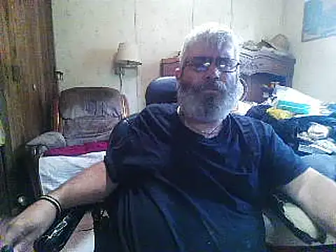 Chat XXX en directo de hearseguy77