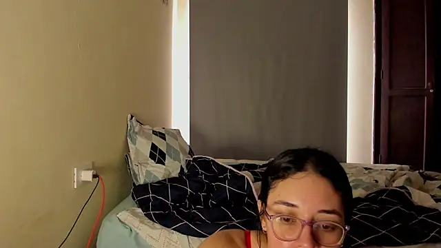 atenas_05_ live XXX chat