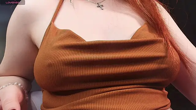 Elle_Funning's Live XXX Chat