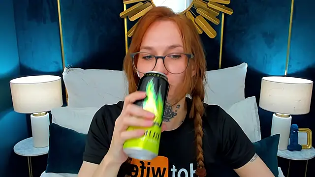Chat +18 de PalmLora1 ao vivo