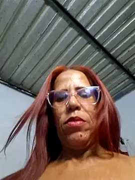 Chatroom XXX en direct de Allyson_Mature