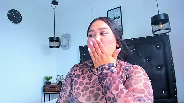 victoriajk লাইভ XXX চ্যাট