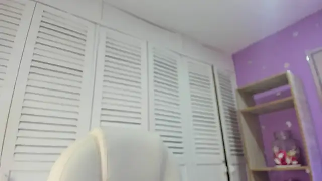 XXX chat uživo modela rousse_millers