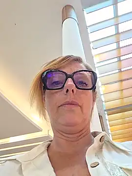 Susycachonda1 Adlı Modelin Canlı XXX Sohbeti
