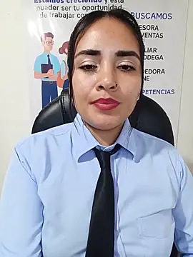 MAYE__13n Live XXX chat