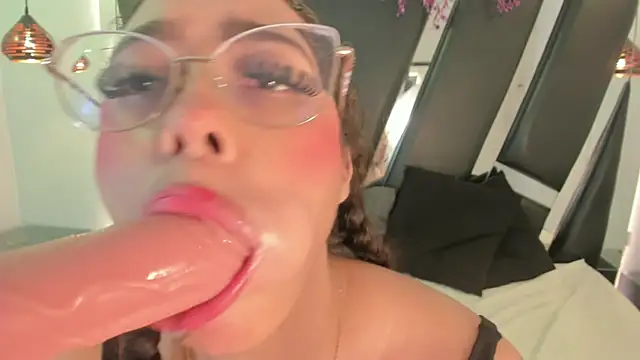 antonelllepiercee Live XXX-chat