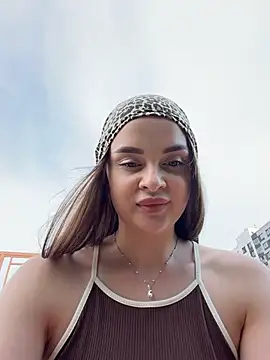KristiRich Adlı Modelin Canlı XXX Sohbeti