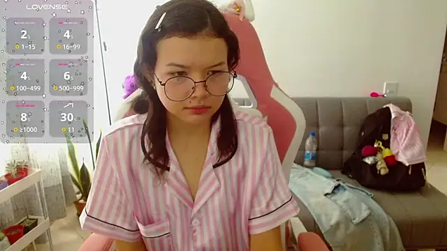 azumiichan Chat XXX in diretta