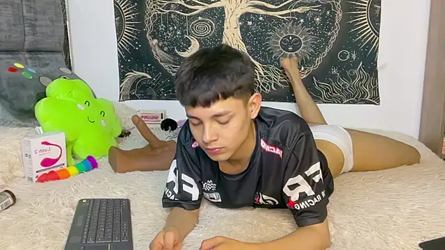 Andy_Belier23 – Naživo XXX chat