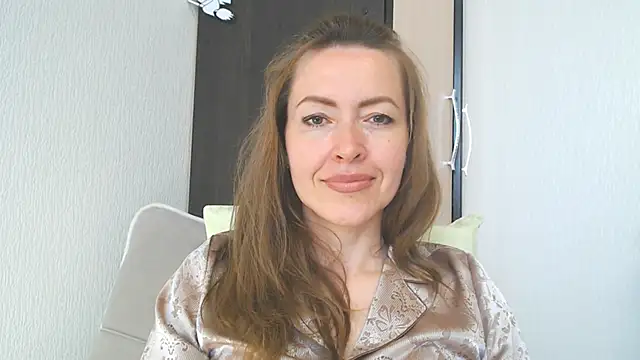 NicoleEunice87 Adlı Modelin Canlı XXX Sohbeti