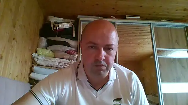 Онлайн чат XXX Luceriusbigass
