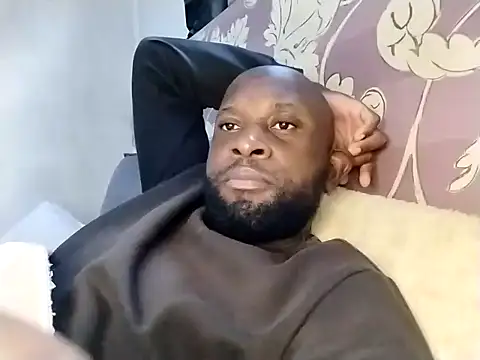 Stallion100 Live XXX-Chat