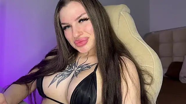 צ'אט XXX בשידור חי של MarlynRobertsen