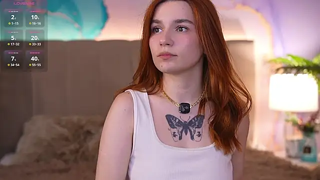 Živý XXX chat RedShinee