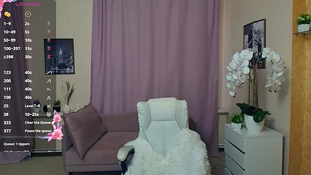 AminaRuthers élő XXX-chatje