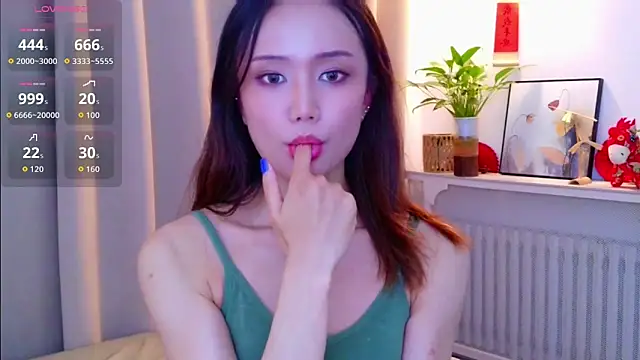 yufenna Adlı Modelin Canlı XXX Sohbeti