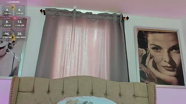 XXX chat uživo modela Beautyari_