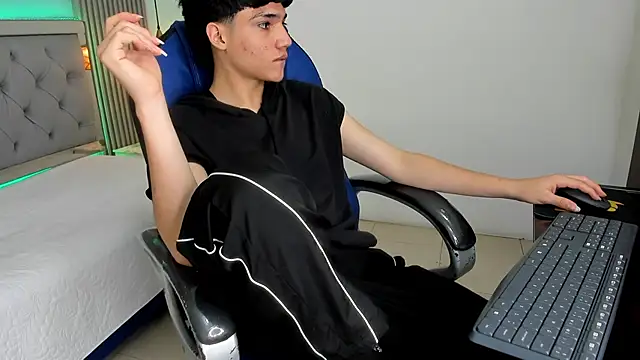 SamBlack_ 라이브 XXX 채팅