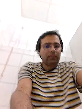 Prince-Daddycool লাইভ XXX চ্যাট