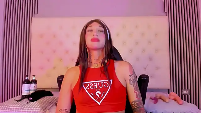 tammy_bensom1 Adlı Modelin Canlı XXX Sohbeti