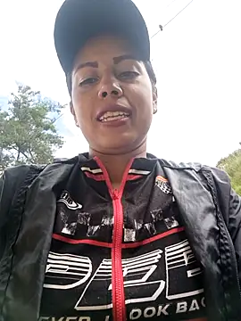 _andrea30's Live XXX Chat