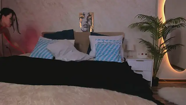 YukiLuna_ Chat XXX in diretta
