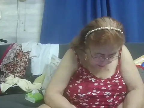 xloverboobsx's Live XXX Chat