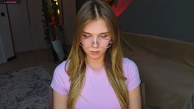 linakorvin Live XXX-Chat