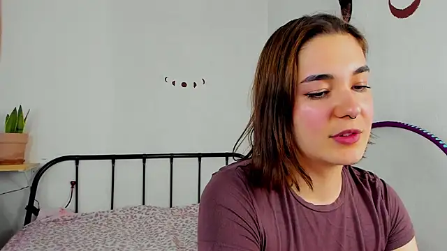 LiyaFly – Naživo XXX chat