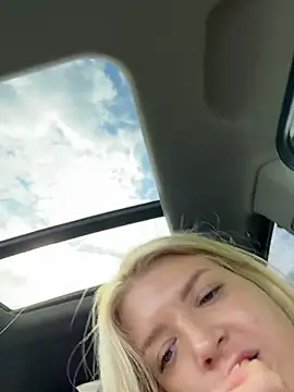 OdriOlsens' Live XXX Chat