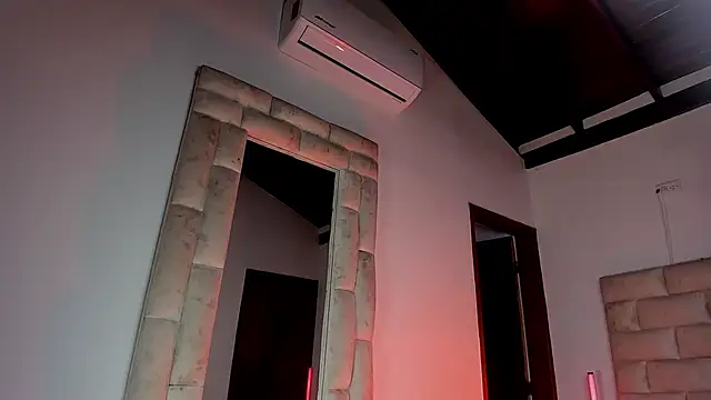 Czat XXX na żywo – HollyGrey_