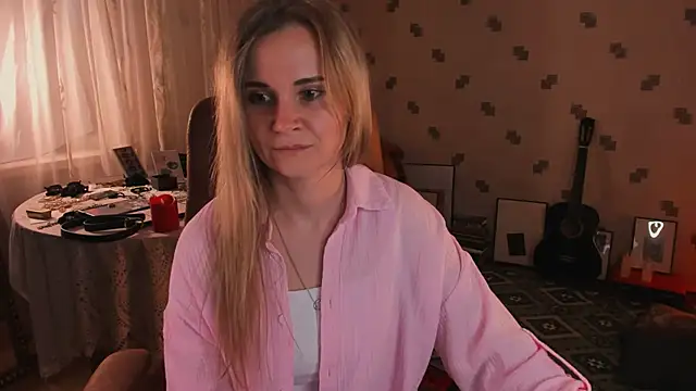 دردشة MiaSparkes الجنسية المباشرة