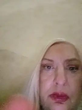 Chat XXX en directo de Julia20X