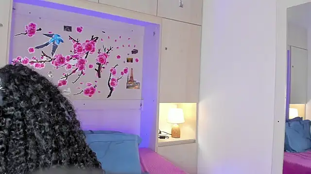 TaylorBloom's Live XXX Chat