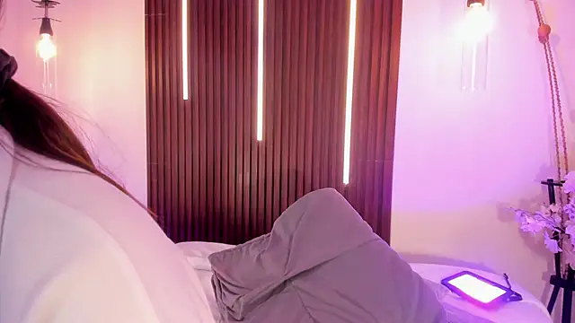 ArianaBaker's Live XXX Chat