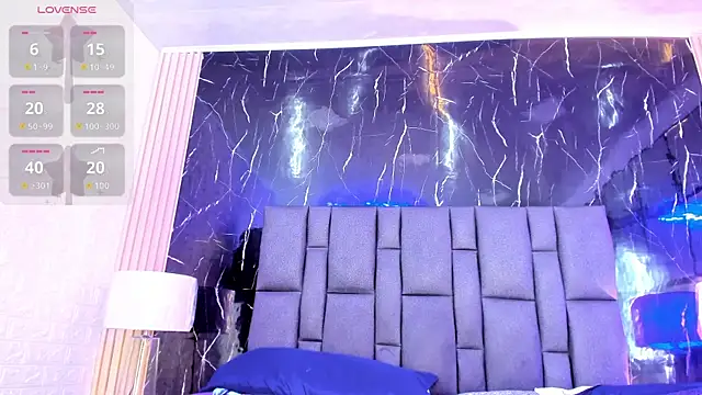 BustyGlow লাইভ XXX চ্যাট