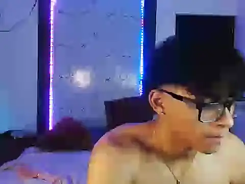 Chatroom XXX en direct de Mr_yisuzz