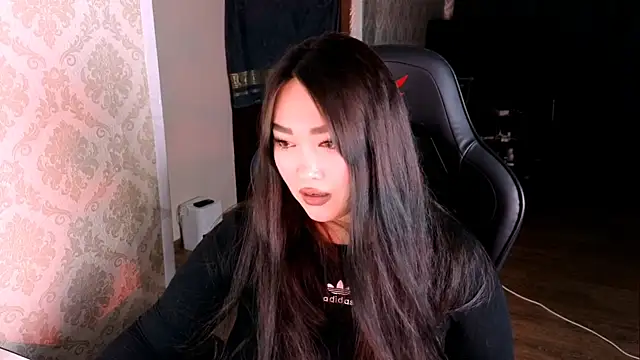 Emma_Uilson élő XXX-chatje