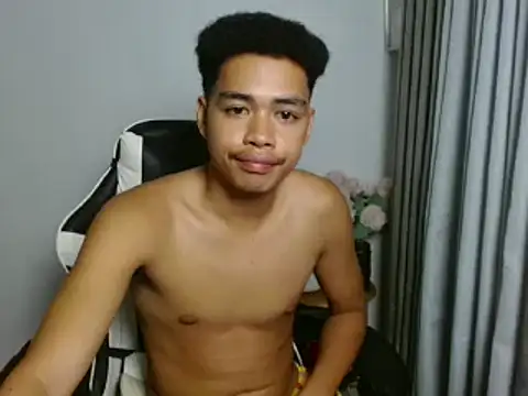 curlyasian_njxx Chat XXX in diretta