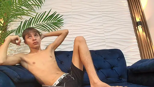 Pavo_tv Chat XXX in diretta