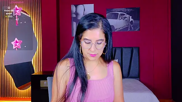 Sunny_River Adlı Modelin Canlı XXX Sohbeti