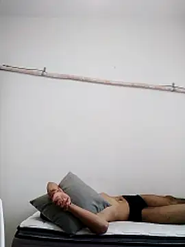 bahadr23's Live XXX Chat