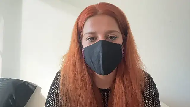 Pearlydoll Adlı Modelin Canlı XXX Sohbeti