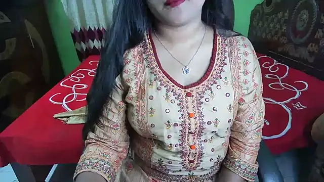 BengaliQueenStar Chat XXX live