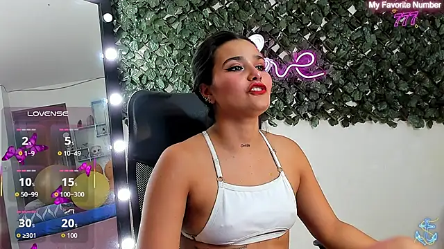 DestinyHills Live XXX-chat