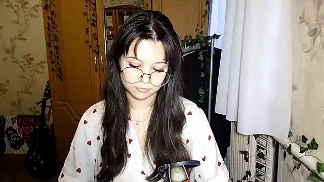 Adilily Live XXX Chat