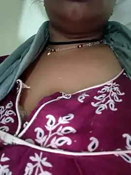 sexychutxxx7: онлайн-секс-чат