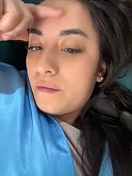 دردشة Antonella_Julieta الجنسية المباشرة