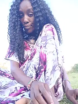 Chat XXX en directo de Petite_Ula